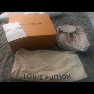 Louis Vuitton sperone
